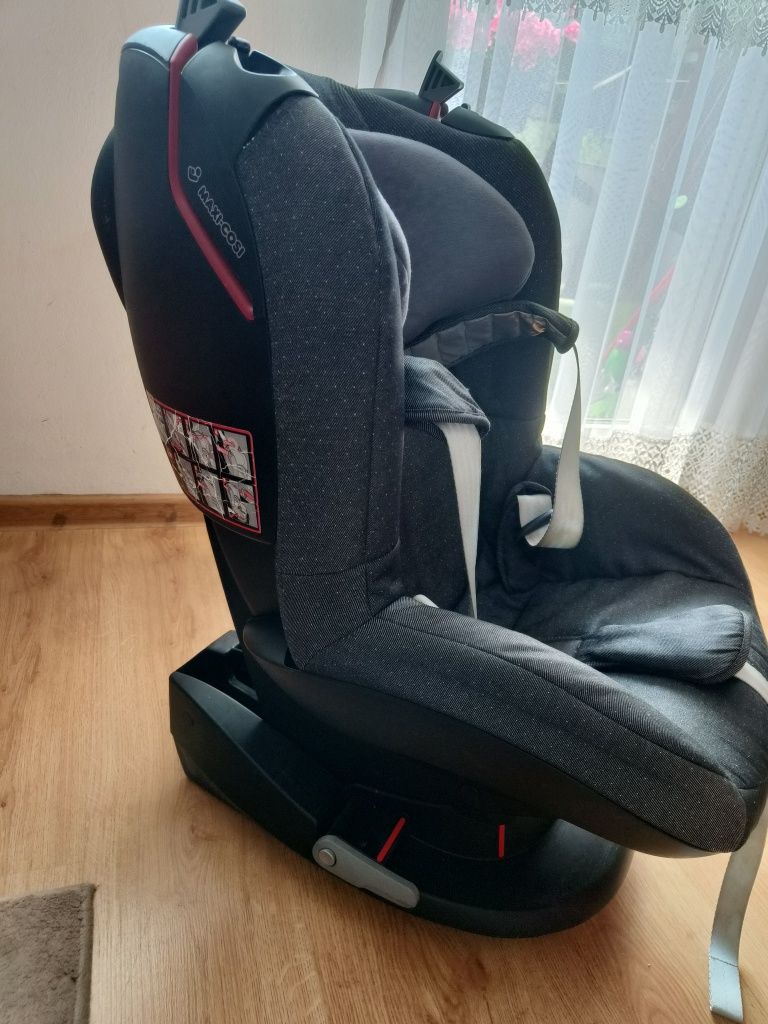 Foteliki samochodowy Maxi-cosi