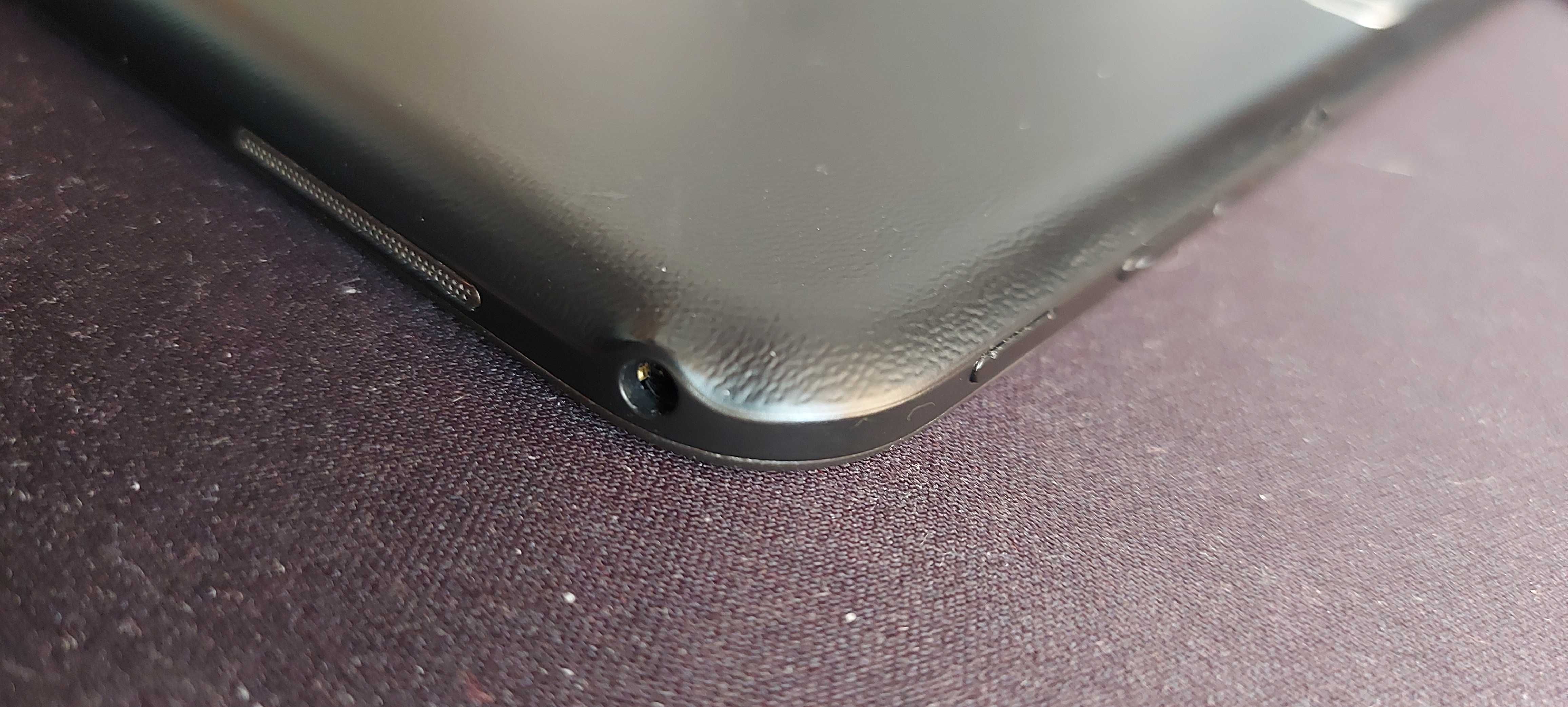 Планшет Samsung Galaxy Tab 4 10.1 SM-T530