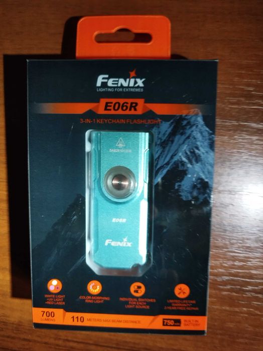 Fenix E06R, Наключний ліхтарик (700 люмен, Лазер, УФ)