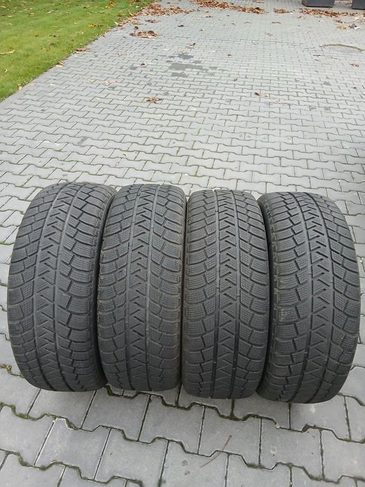 Шини Michelin Latitude Alpin 235/55r18