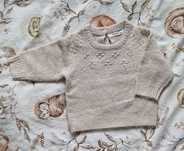 Sweter dziewczęcy cieniutki mięciutki rozmiar 62