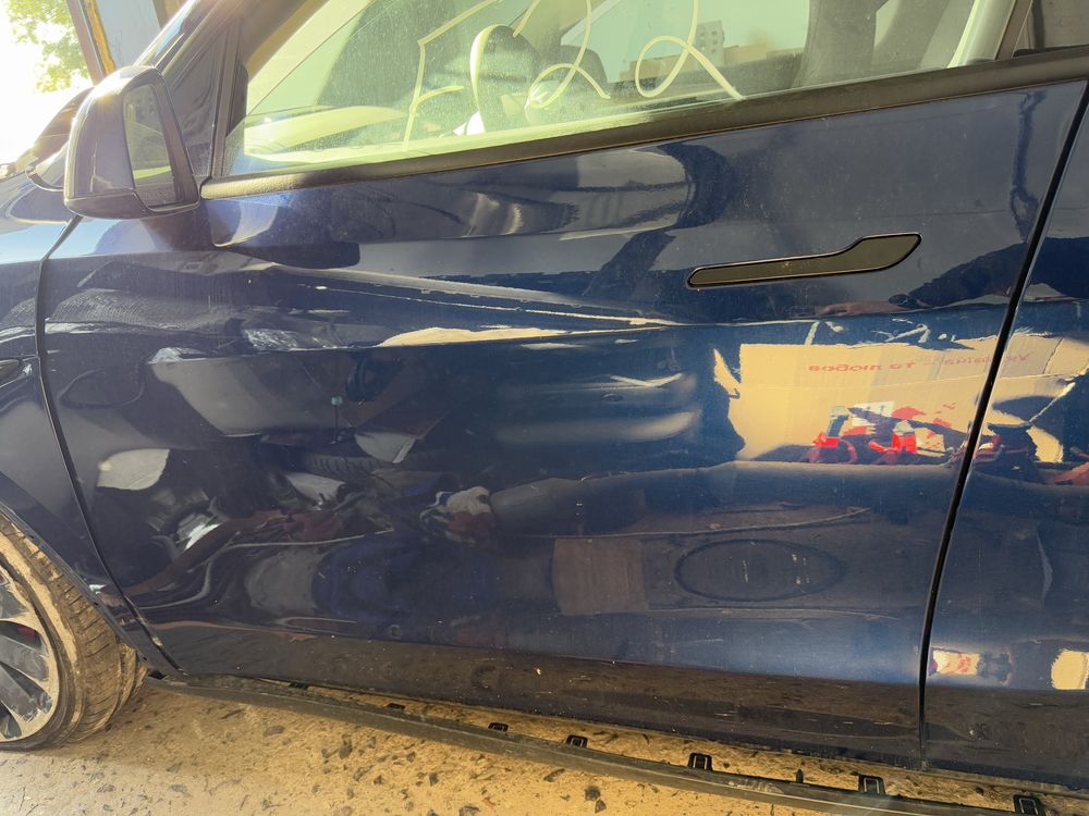 Tesla Model Y MY МЮ Двері Двери Дверь Дверка передня задня. РОЗБОРКА