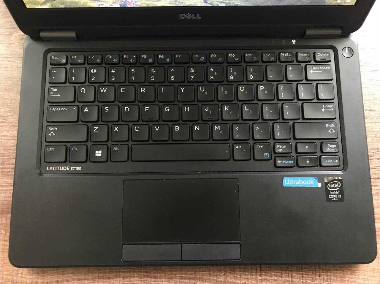 Ноутбук Dell Latitude E7250 в хорошому стані