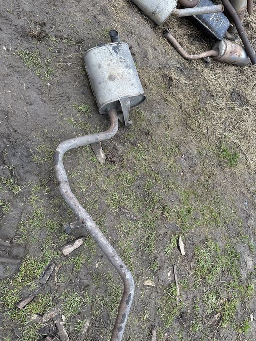 Вихлопна система вихлоп глушник резонатор Toyota Avensis T27 1.8 09-15