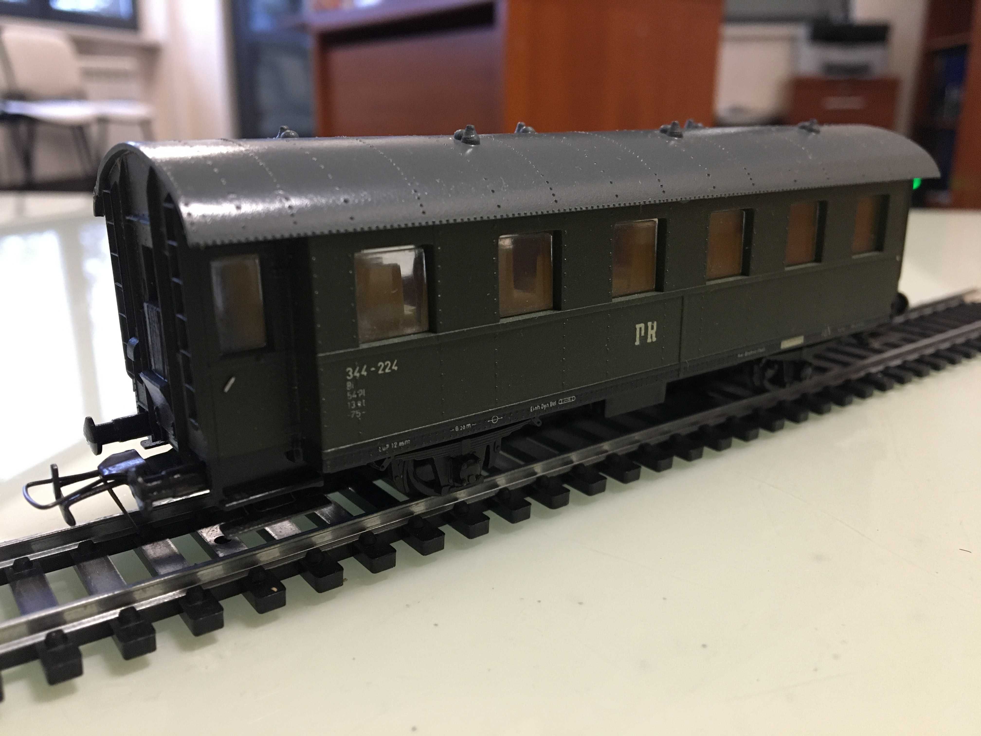 Wagon Piko H0 1/87 kolekcjonerski kolejka makieta 5/6517/010