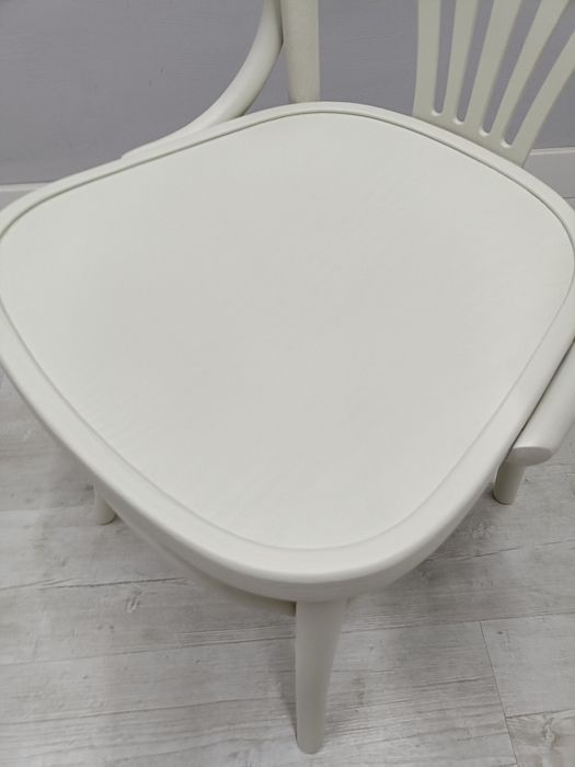 Krzesło fotel Thonet Fameg Radomsko z podłokietnikiem po renowacji