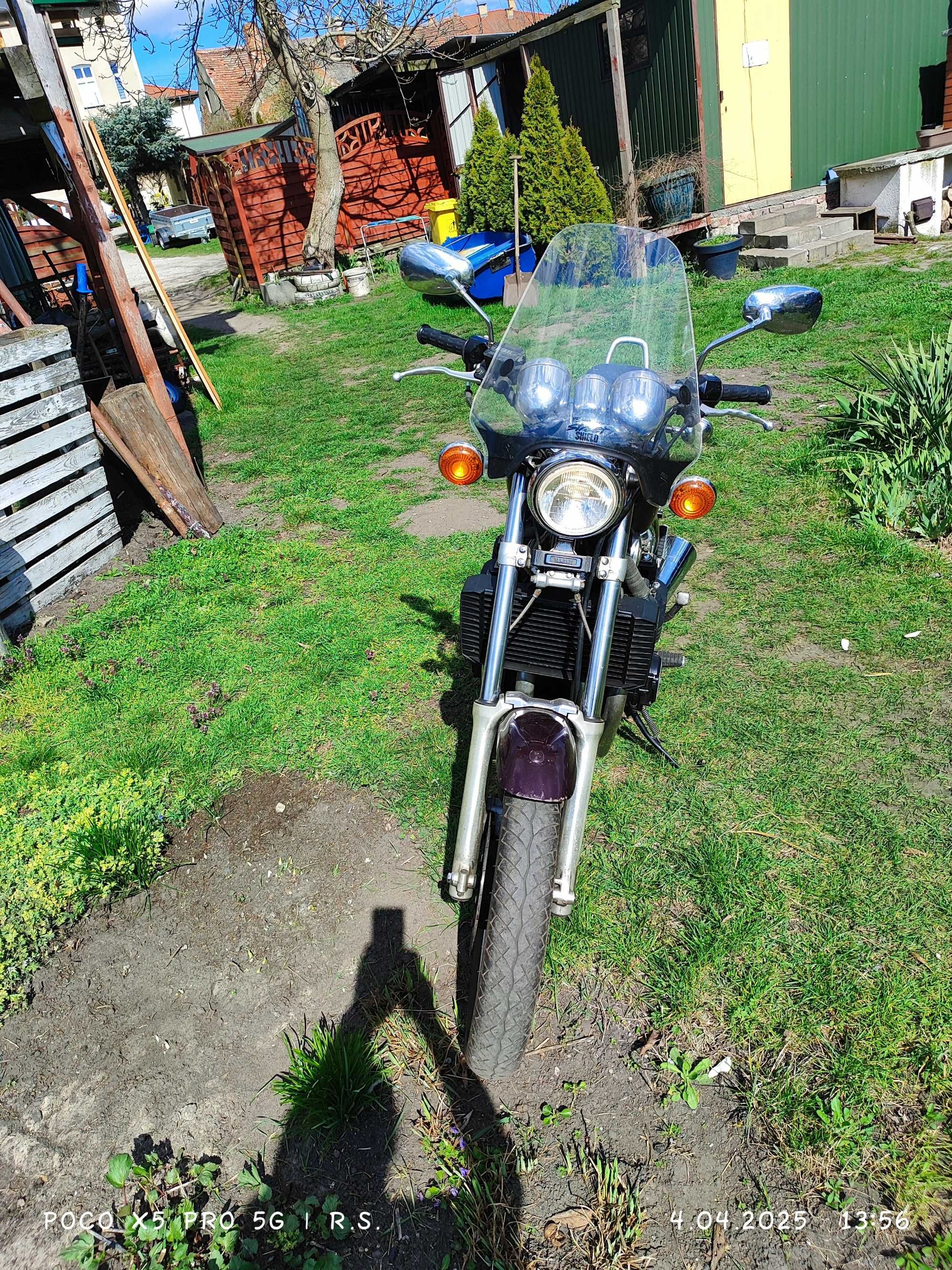 Motocykl Yamaha Maxim