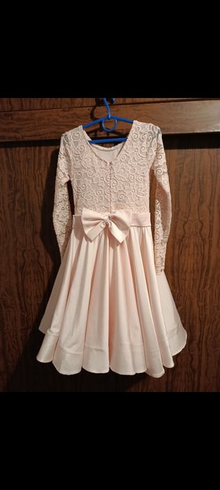 Бейсік, бальна сукня.