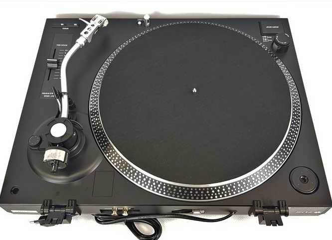 Gramofon Dual DTJ 301.1 ,nowy,powystawowy