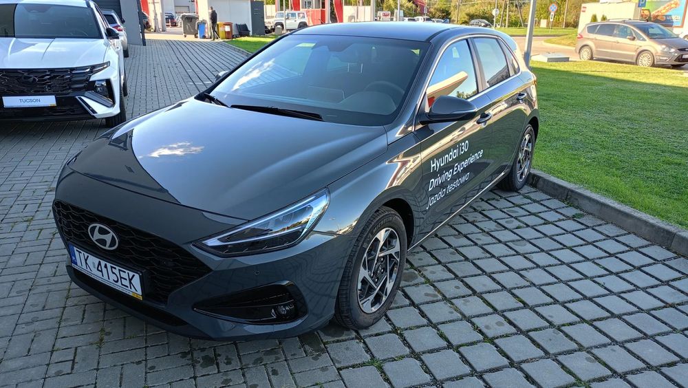 Hyundai I30 Hyundai i30 Hatchback 1.0 T-GDI 6MT 120KM Manualna 6-bieg. SMART