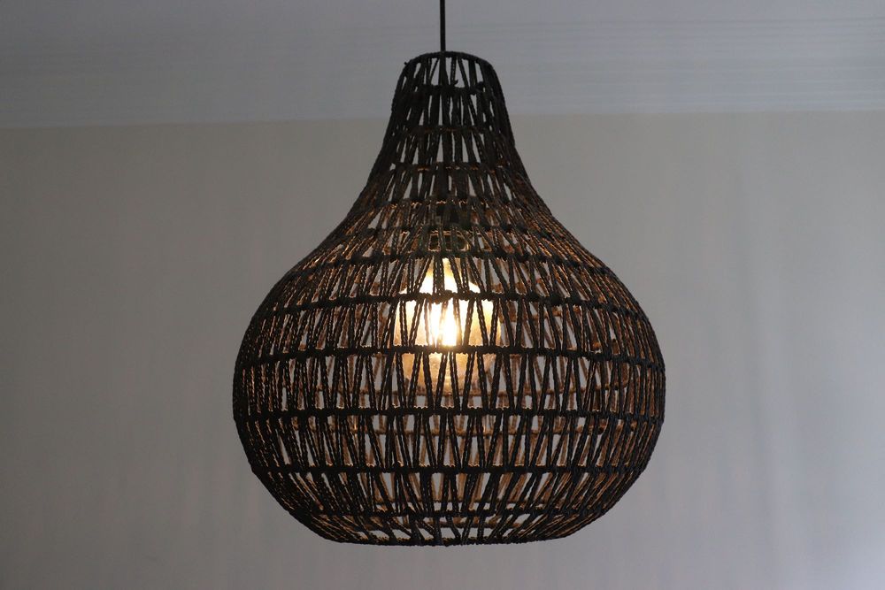 Candeeiro em verga preto