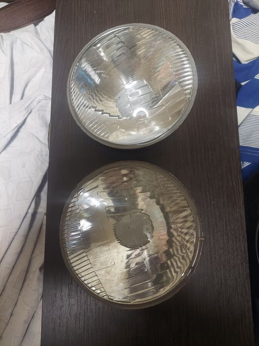 Фары Ваз 2103. Новые передние. 2 штуки.