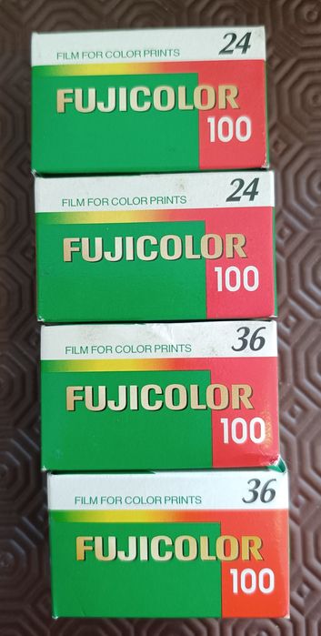 4 rolos/filmes/películas fotográficas