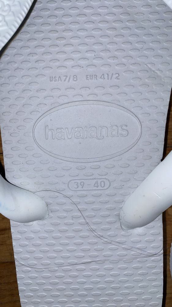 Havaianas novas Tamanho: 39/40