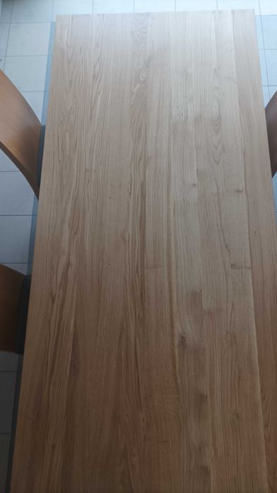 Stół – z blatem z naturalnego drewna, dąb klasyczny