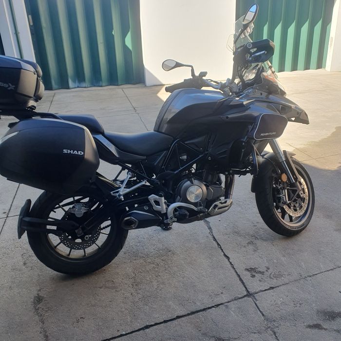 Benelli trk 502 bom estado com extras.