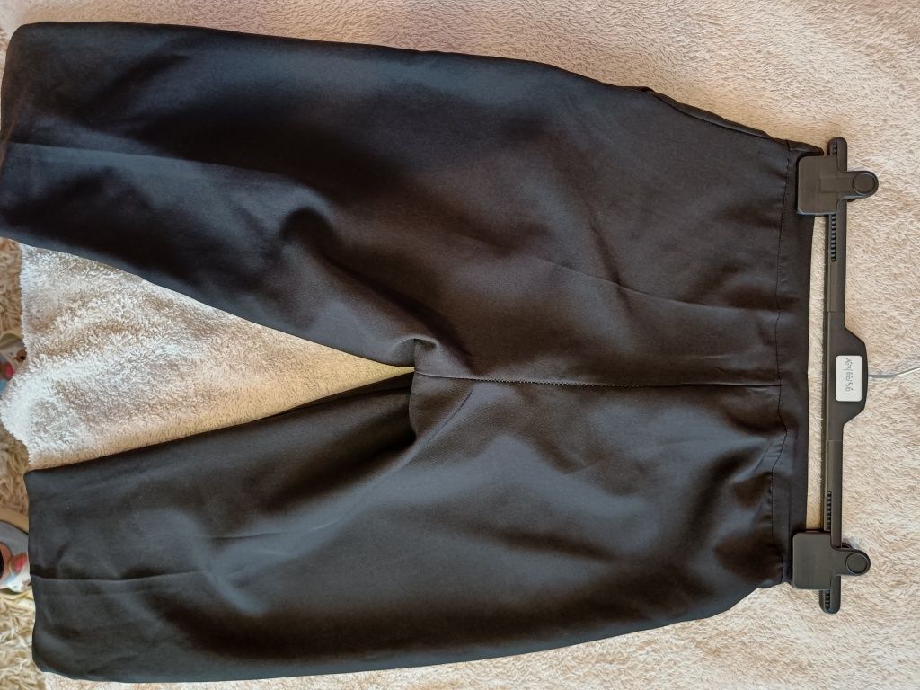 Czarne, eleganckie spodnie damskie rozmiar M, boohoo, nowe