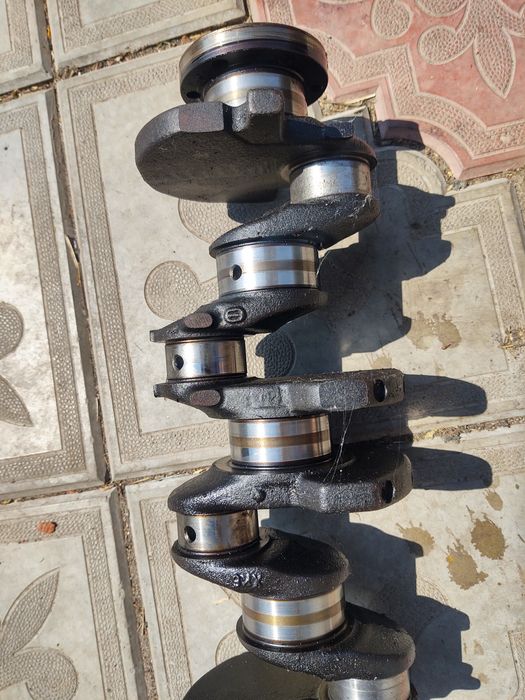 Коленвал Опель кадет астра f Аскона  1,3-1,4-1,6 бензин