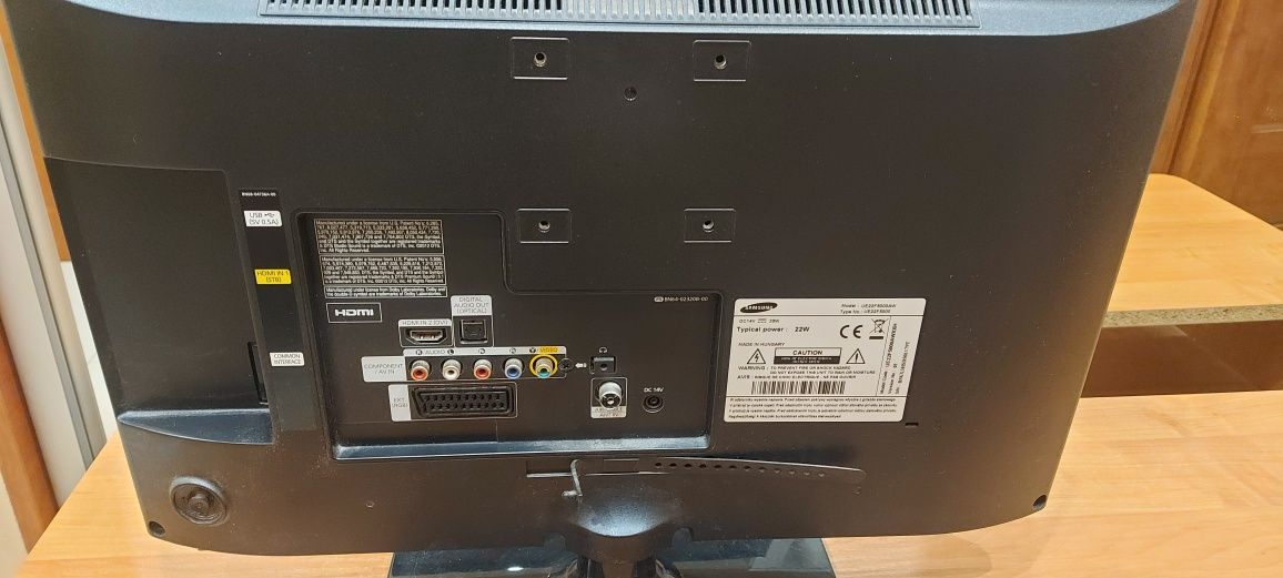 Telewizor Samsung UE22F5000 22cale