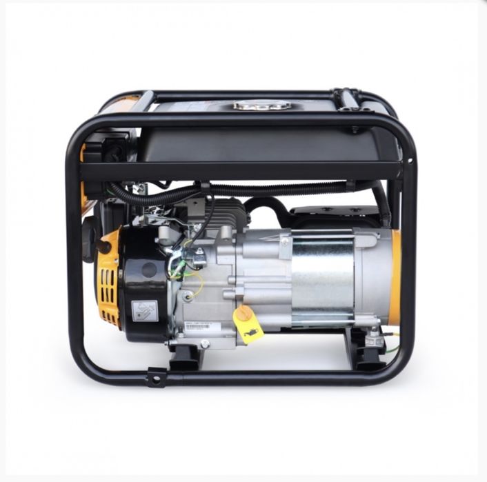 Генератор 3300Вт 3кWt Pezal PGG3100X