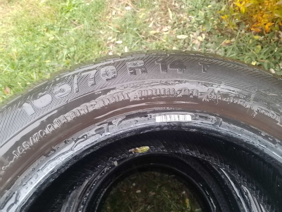Opony zimowe 4x 165/70R14 Barum
