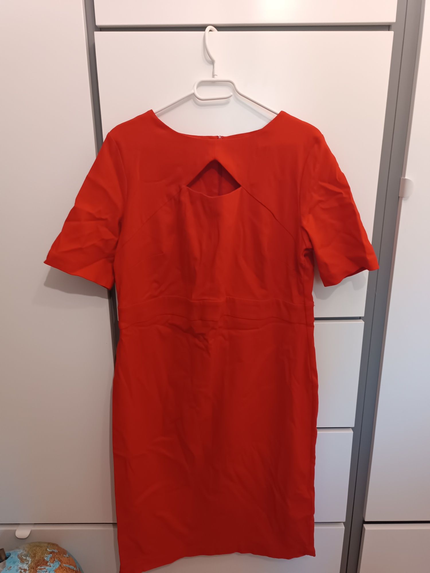 Czerwona damska sukienka rozmiar 48