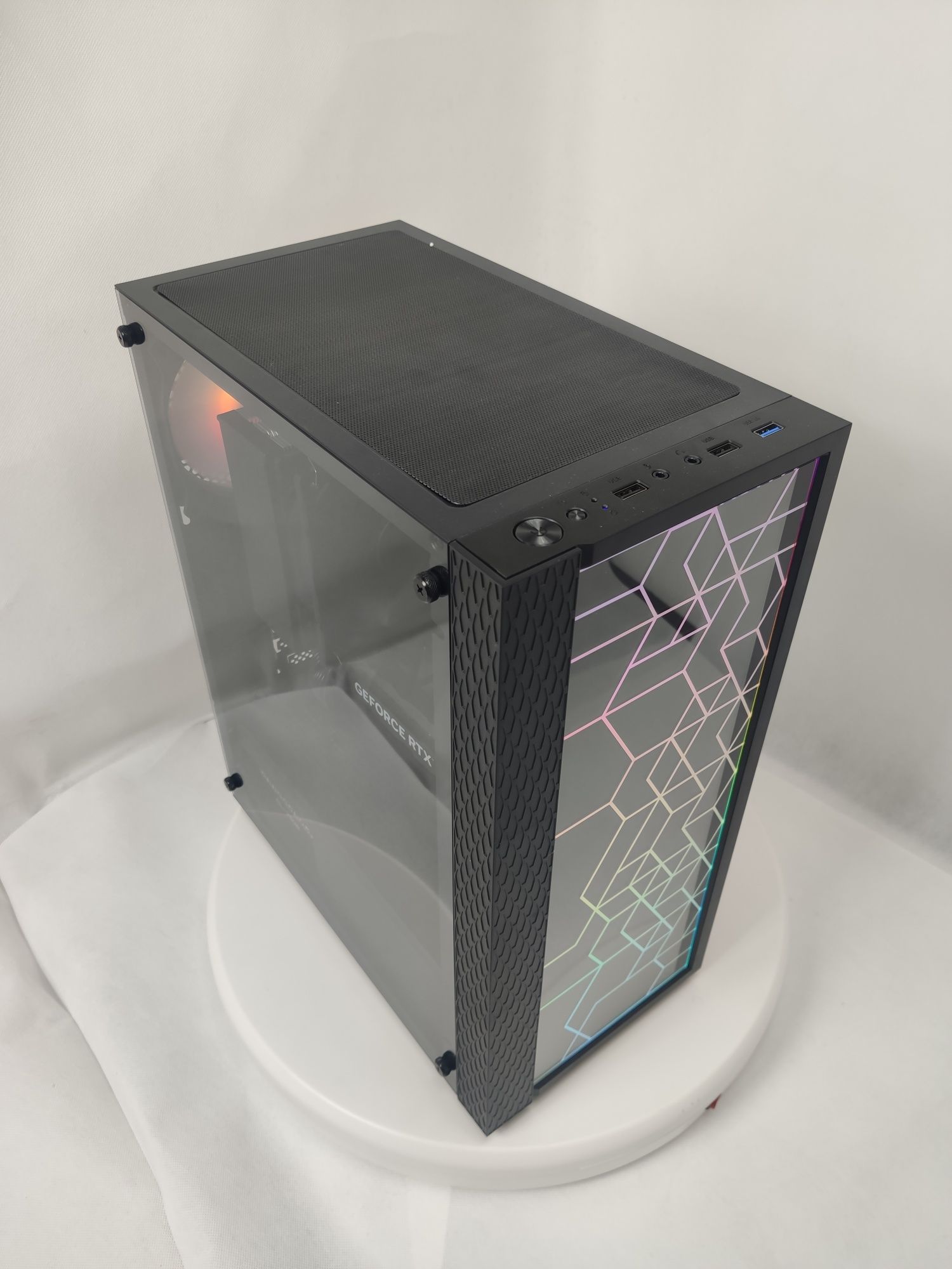 Komputer Gamingowy i9-14900K, RTX 5060 Ti, 32 GB RAM,SSD,Win 11