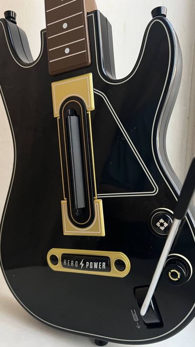 Guitar hero live ps 4 ps 5 (гітара + адаптер + гра)