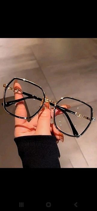 Piękne,  eleganckie okulary zerówki