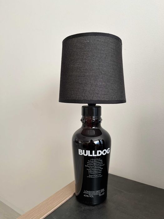 Candeeiro único com garrafa Bulldog