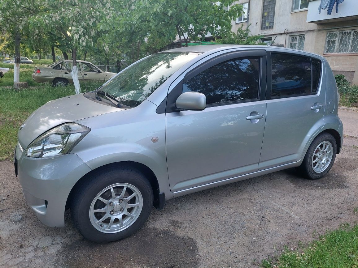 Продам Daihatsu Sirion