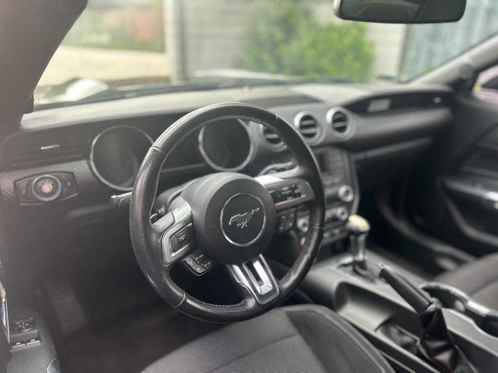 Ford Mustang Fastback 3.7 V6 • 2015 • Automat • Polska od 2021