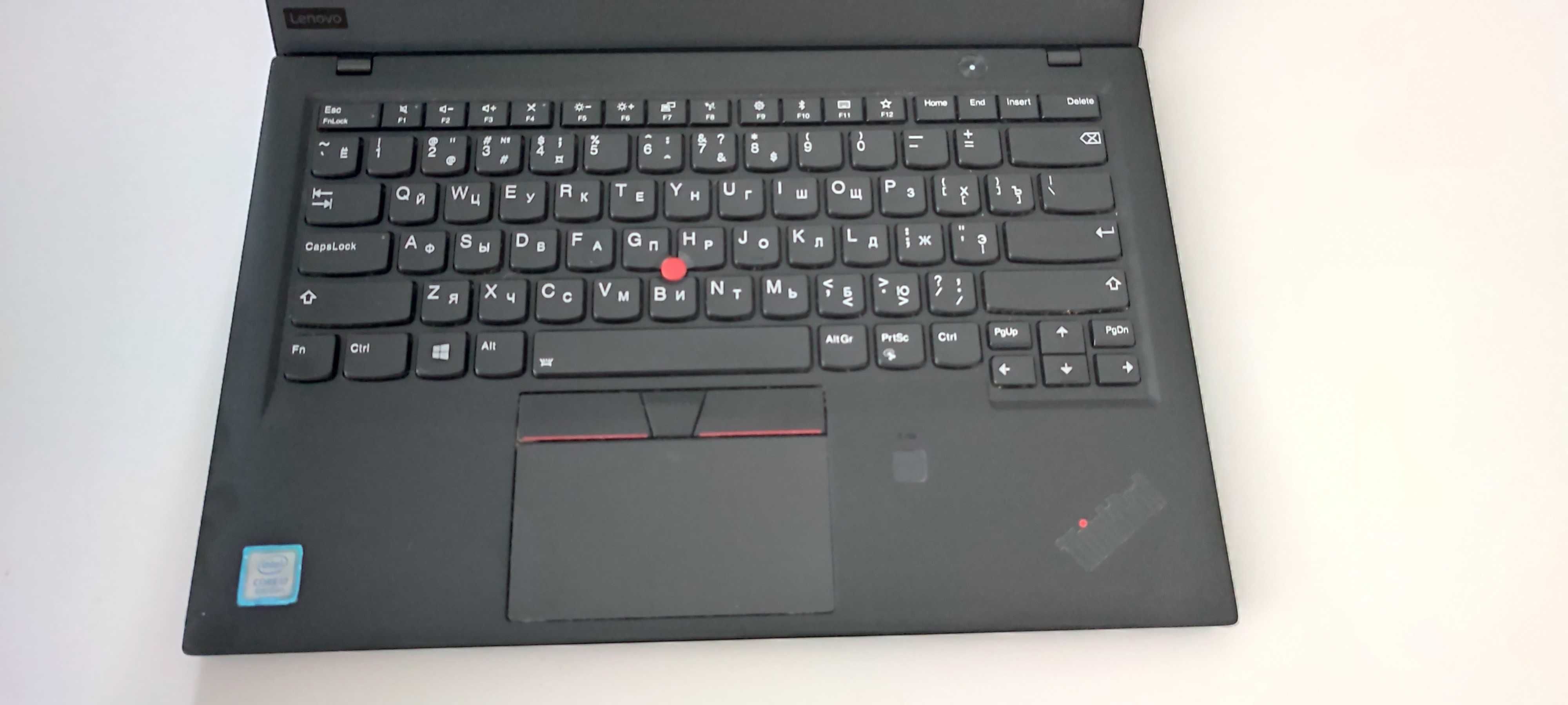 ThinkPad X1 Carbon G6 i7  16GB RAM 512GB 2k 99 sRGB WIFI e 4G