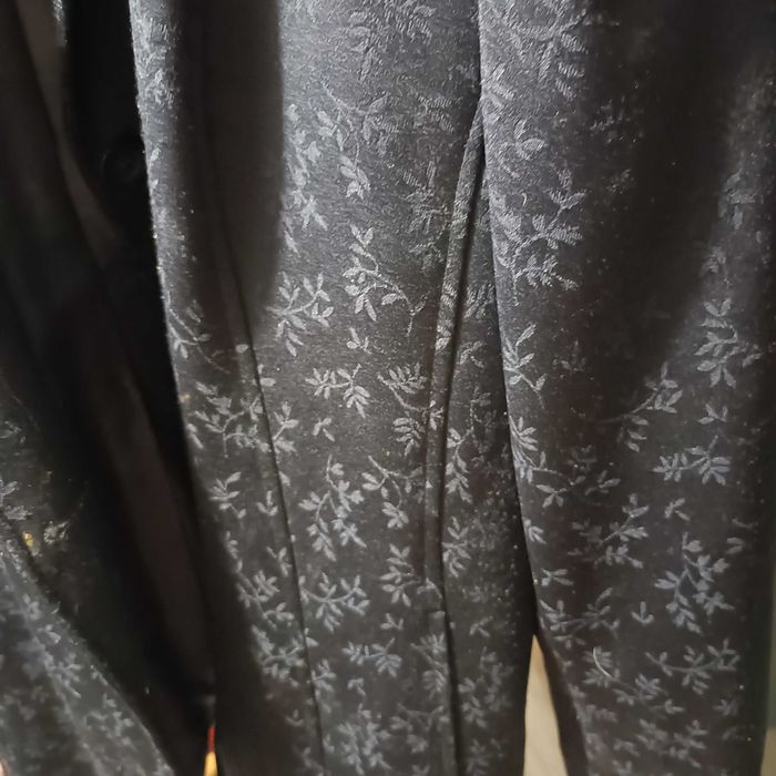 Długa damska marynarka