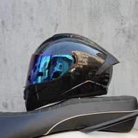 Capacete (helmet)