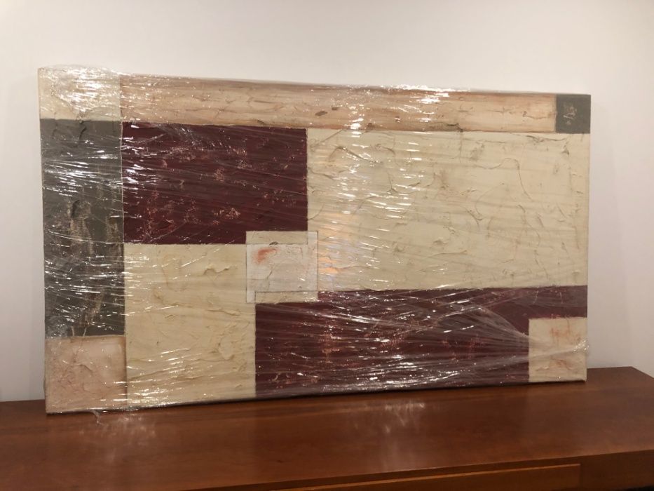 Quadros mais duas Telas pequenas e uma Tela grande