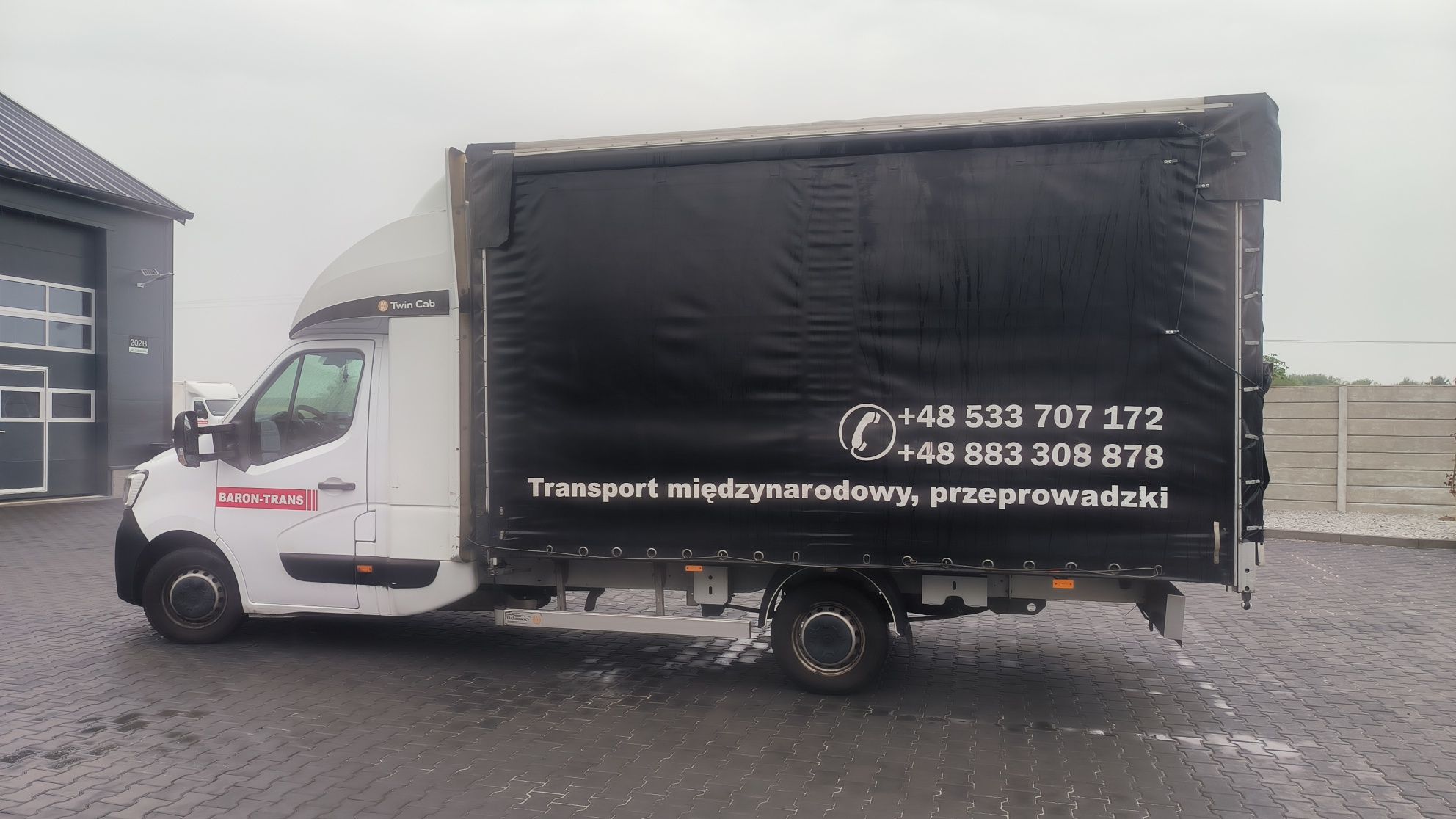 Renault Master 2021r,10ep plandeka,poduszki,roleta