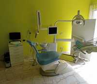 Cadeira dentária ANTHOS A6 PLUS com monitor e câmera intra-oral