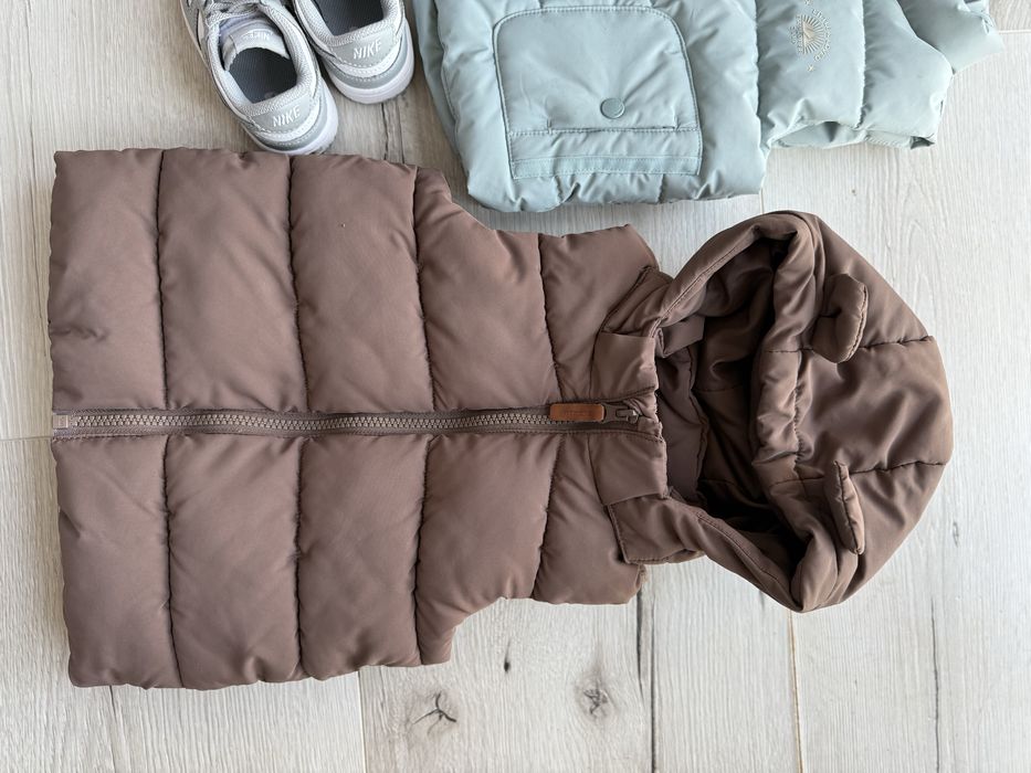 Дитячі желетки h&m та H&C на хлопчика.