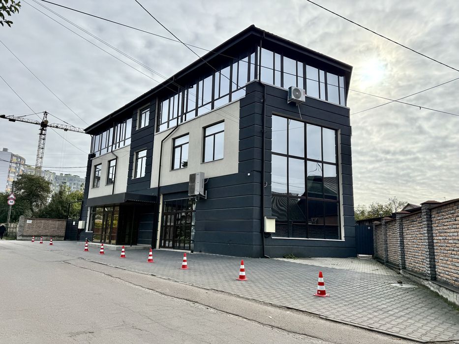 Оренда комерційної нерухомості