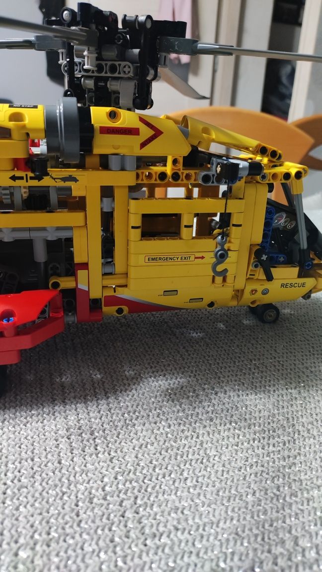 Lego technic 9396 helikopter ratunkowy
