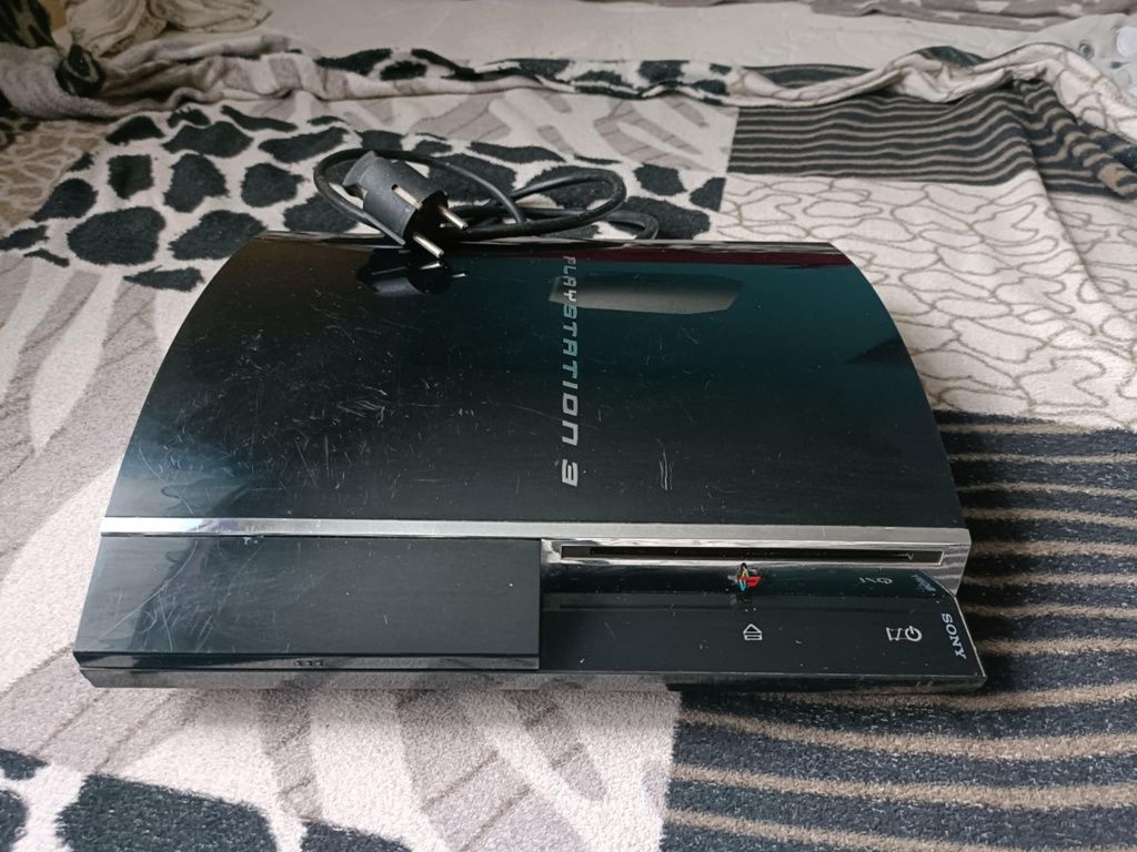 Konsola Ps3 CECHC04