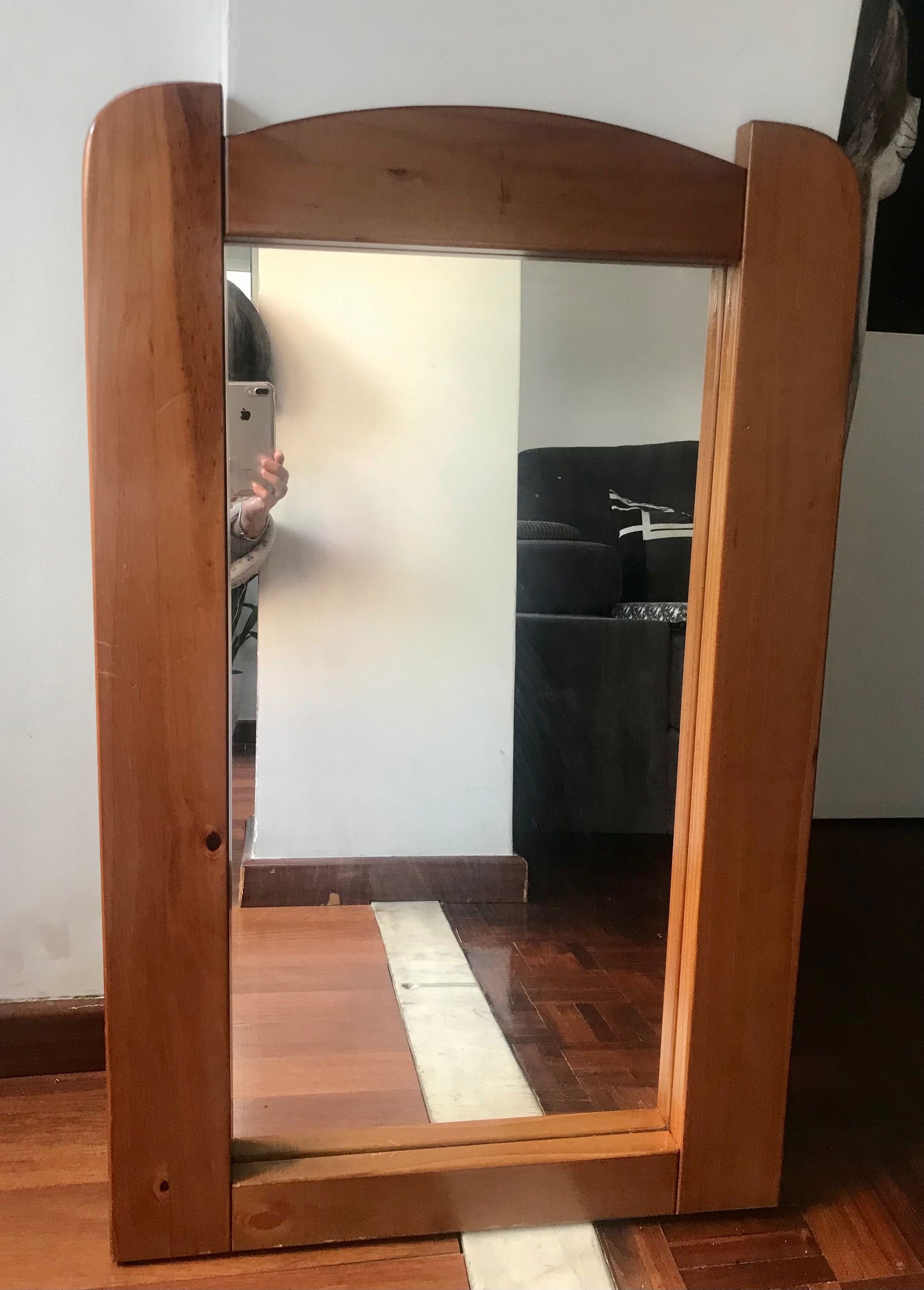 Espelho madeira em bom estado