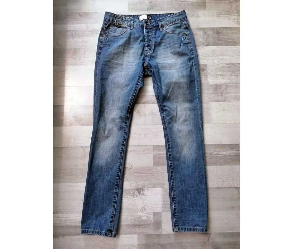 House dżinsy jeansy spodnie jeansowe proste z wysokim stanem W30 L32
