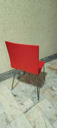 Cadeiras ikea vermelhas