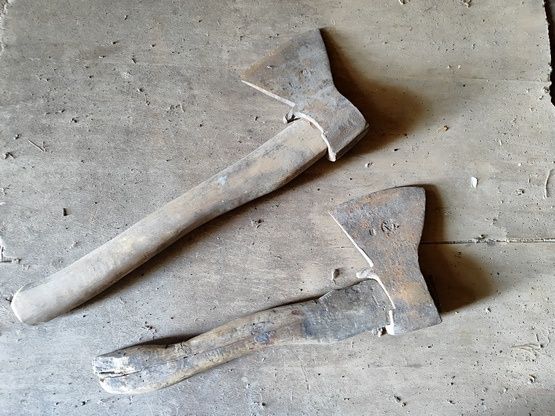 Сапи, граблі, лопати, пилки, мастерок