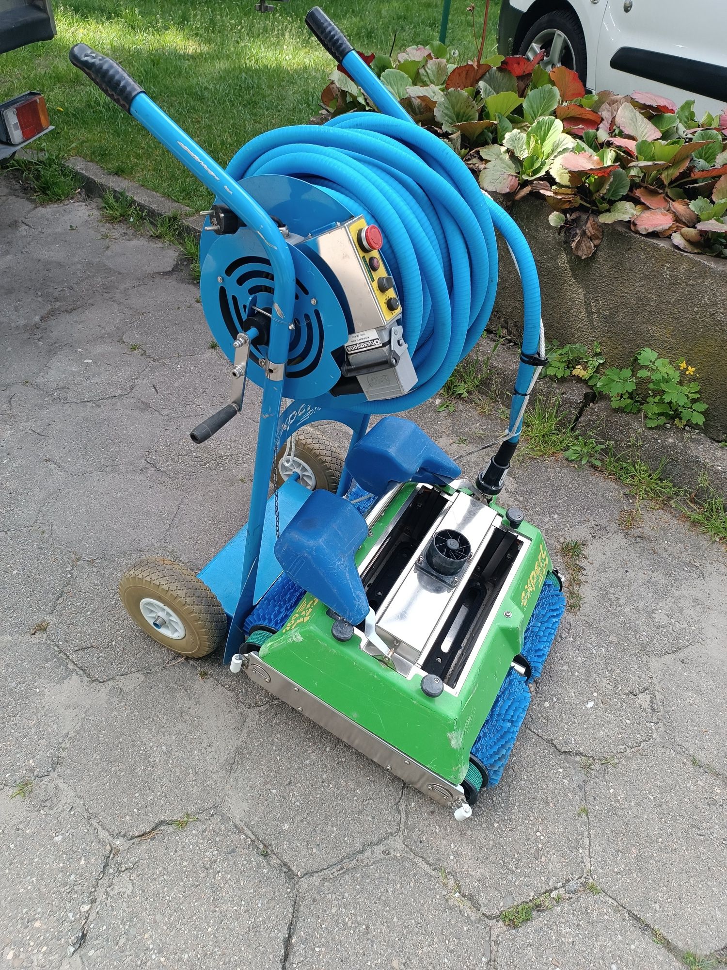 Odkurzacz do basenu automatyczny  expert pro c60 hexagone