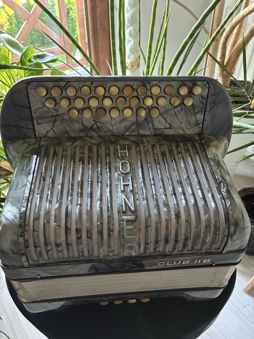 Akordeon guzikowy Hohner Club II B