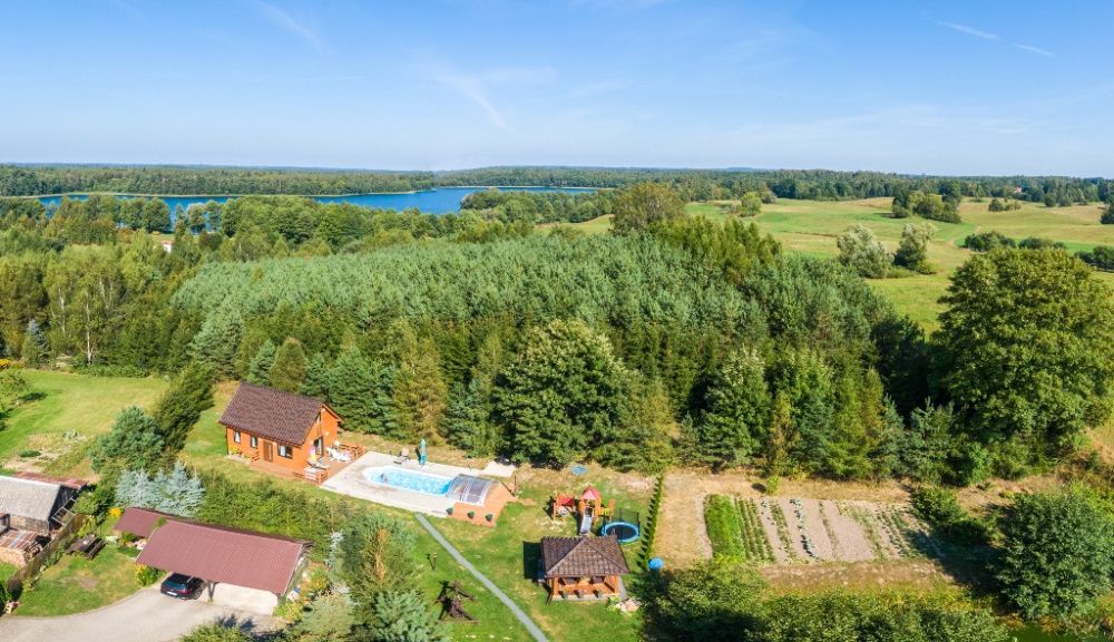 Domek letniskowy z basenem, klimatyzowany - Mazury - sezon 2025!