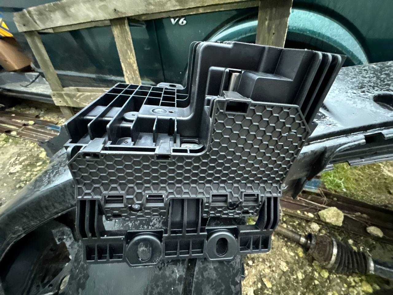 Блок запобіжників до BMW G11/ G12, G14, G15, G16, M8 F91 (9390865)